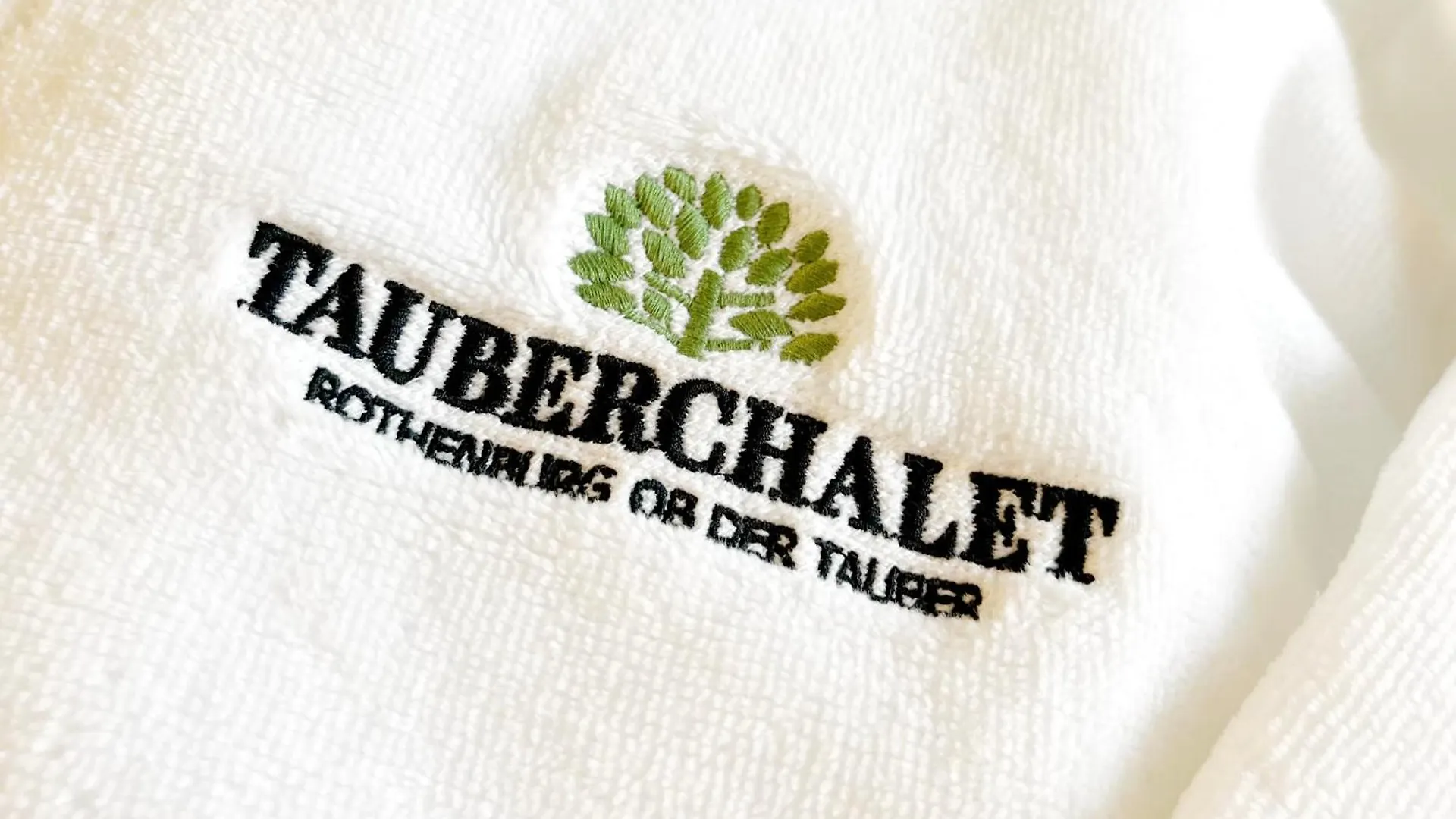 Tauberchalet I Whirlpool, Sauna, Natur & Detoxvibes I Privates Boutiquechalet Fuer Bis 6 Personen Rothenburg ob der Tauber Tyskland