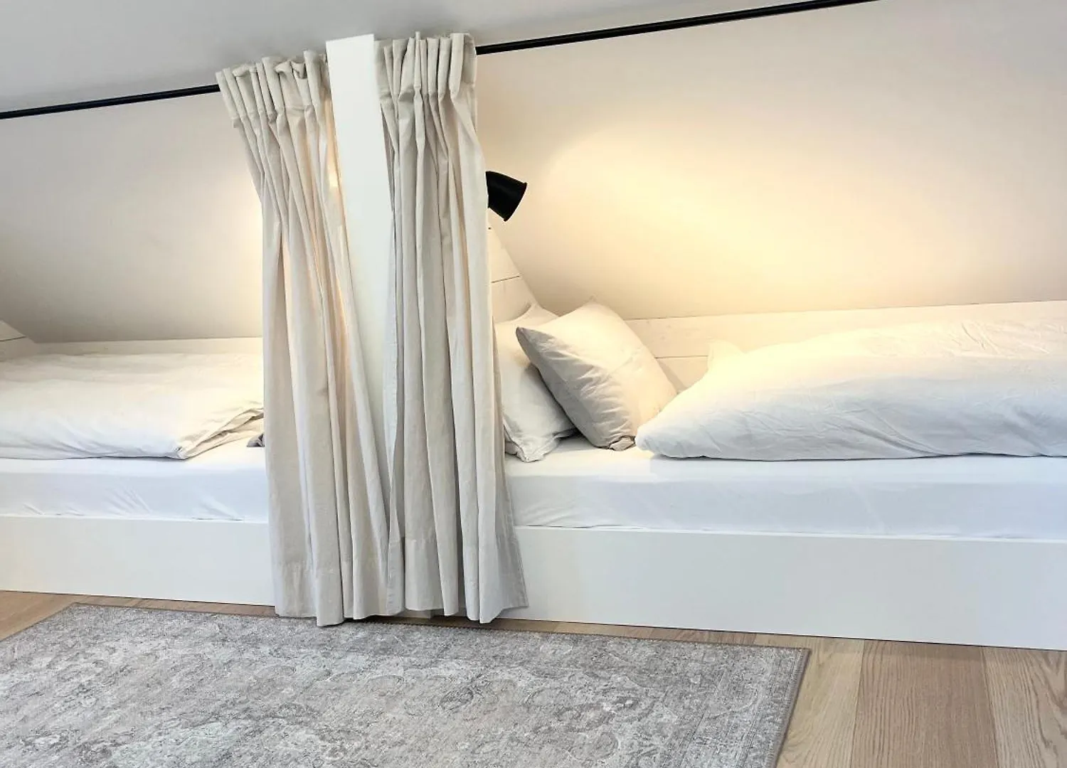 Tauberchalet I Whirlpool, Sauna, Natur & Detoxvibes I Privates Boutiquechalet Fuer Bis 6 Personen Rothenburg ob der Tauber Semesterbostad